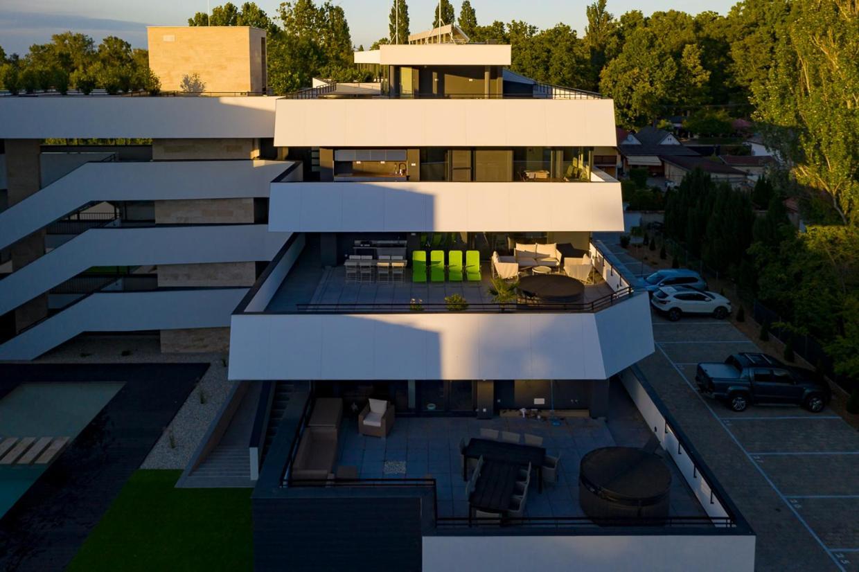 Marina Apartment *